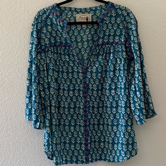 Irving & Fine Embroidered Split Neck Cotton Tunic - Picture 3 of 8